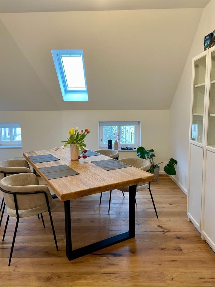 Frisch Sanierte Altbauwohnung mit Balkon im Herzen der List zimmer