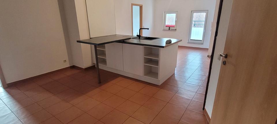 Dachgeschoßwohnung Springe - 3.5 Zimmer, 100 m&sup2;, 800&euro; | Angebot:26632679