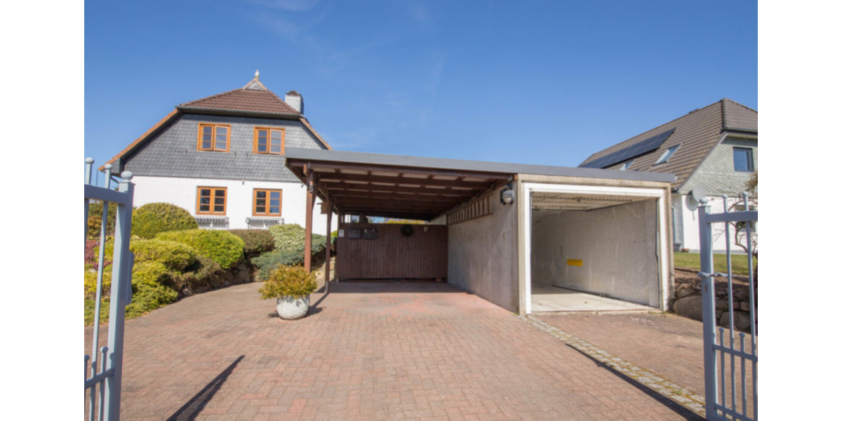 Einfamilienhaus Dörphof - 8 Zimmer, 163 m&sup2;, 1.750&euro; | Angebot:25320800