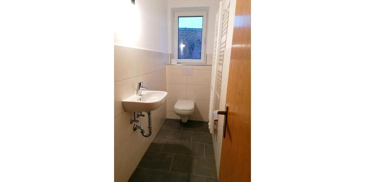 Etagenwohnung Adelshofen - 4 Zimmer, 113 m&sup2;, 790&euro; | Angebot:26522817