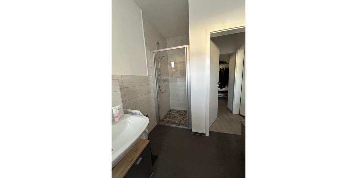 Erdgeschoßwohnung Aue-Bad Schlema Bad Schlema - 1 Zimmer, 46 m&sup2;, 319&euro; | Angebot:25960582