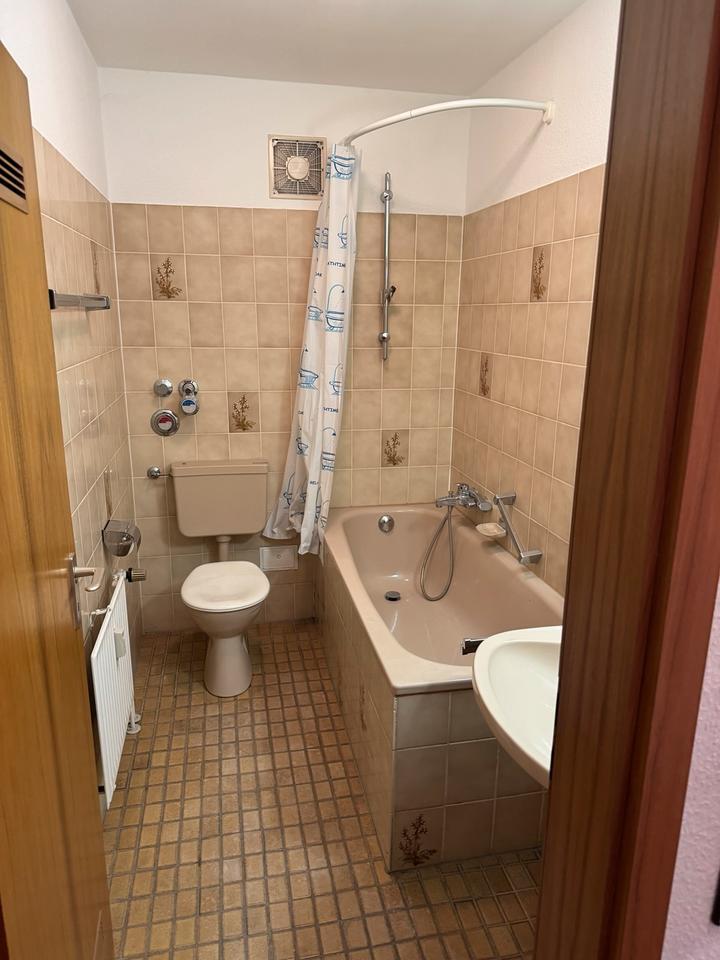 Helles Apartment in Essen - zentrumsnah mit Stellplatz (ab 1.10.)