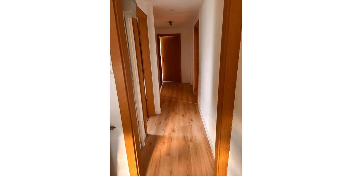 Dachgeschoßwohnung Stuttgart Vaihingen - 3 Zimmer, 47 m&sup2;, 900&euro; | Angebot:24804723