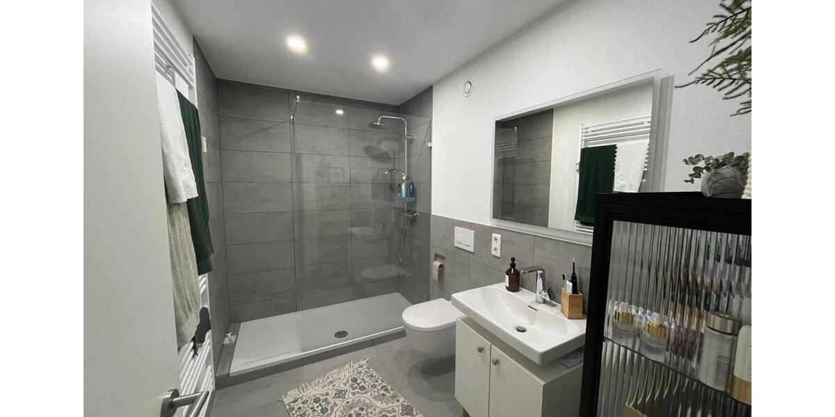 Etagenwohnung Würzburg - 2.5 Zimmer, 78 m&sup2;, 1.170&euro; | Angebot:26047306