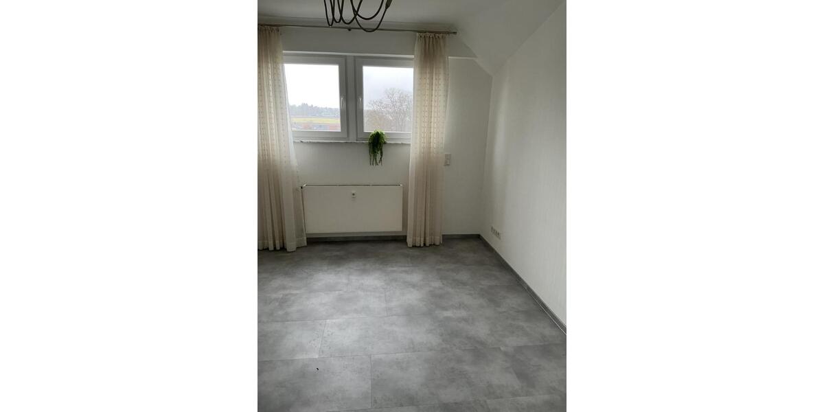 Dachgeschoßwohnung Kirchlengern - 2 Zimmer, 80 m&sup2;, 850&euro; | Angebot:24943783