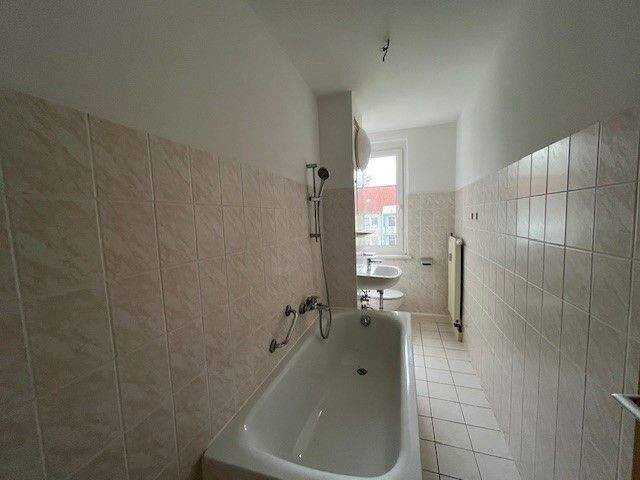 Etagenwohnung Zwickau Eckersbach - 2 Zimmer, 46 m&sup2;, 249&euro; | Angebot:26834763