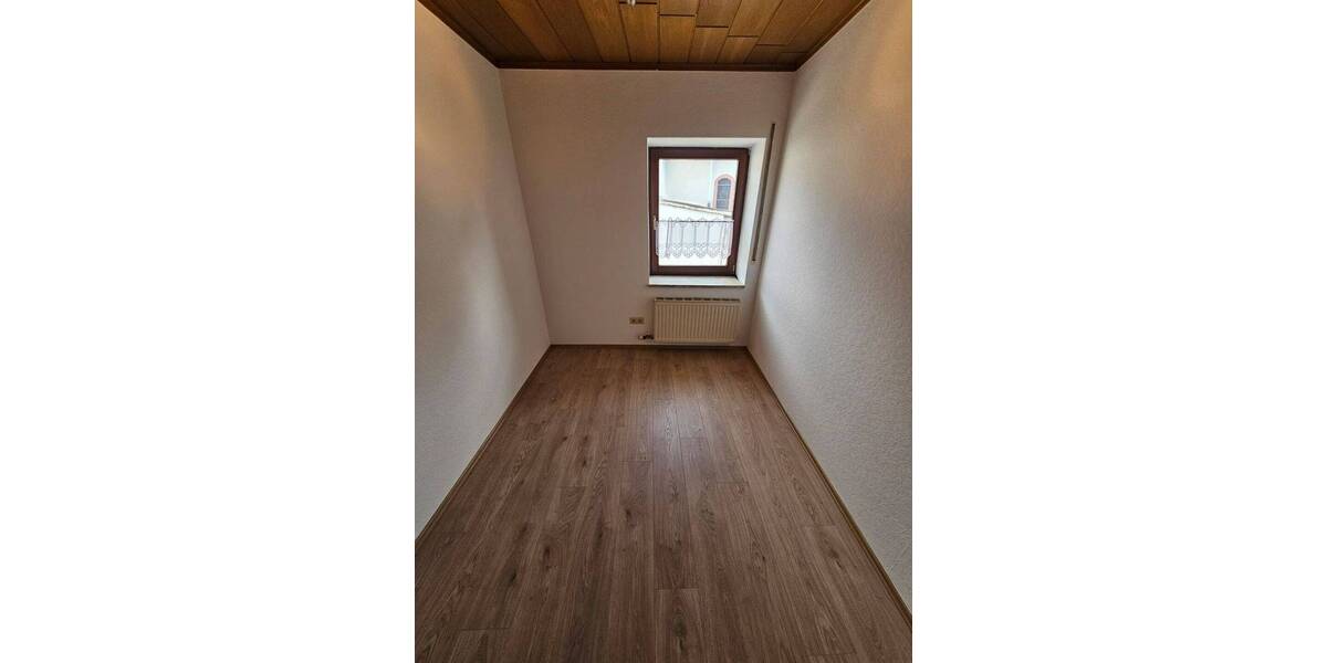 Etagenwohnung Perl Sehndorf - 2 Zimmer, 70 m&sup2;, 800&euro; | Angebot:25928704