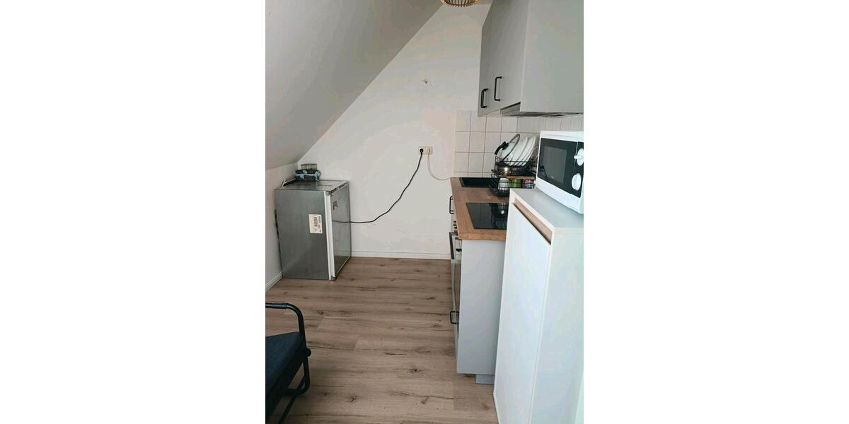 Dachgeschoßwohnung Bad Freienwalde (Oder) - 1 Zimmer, 35 m&sup2;, 400&euro; | Angebot:26252307