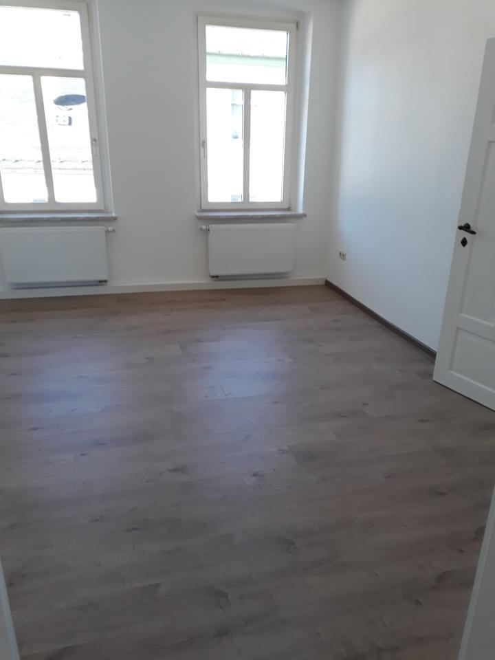 Ihr neues Zuhause! Sanierte 3-Zimmer-Wohnung im Zentrum von Schleiz