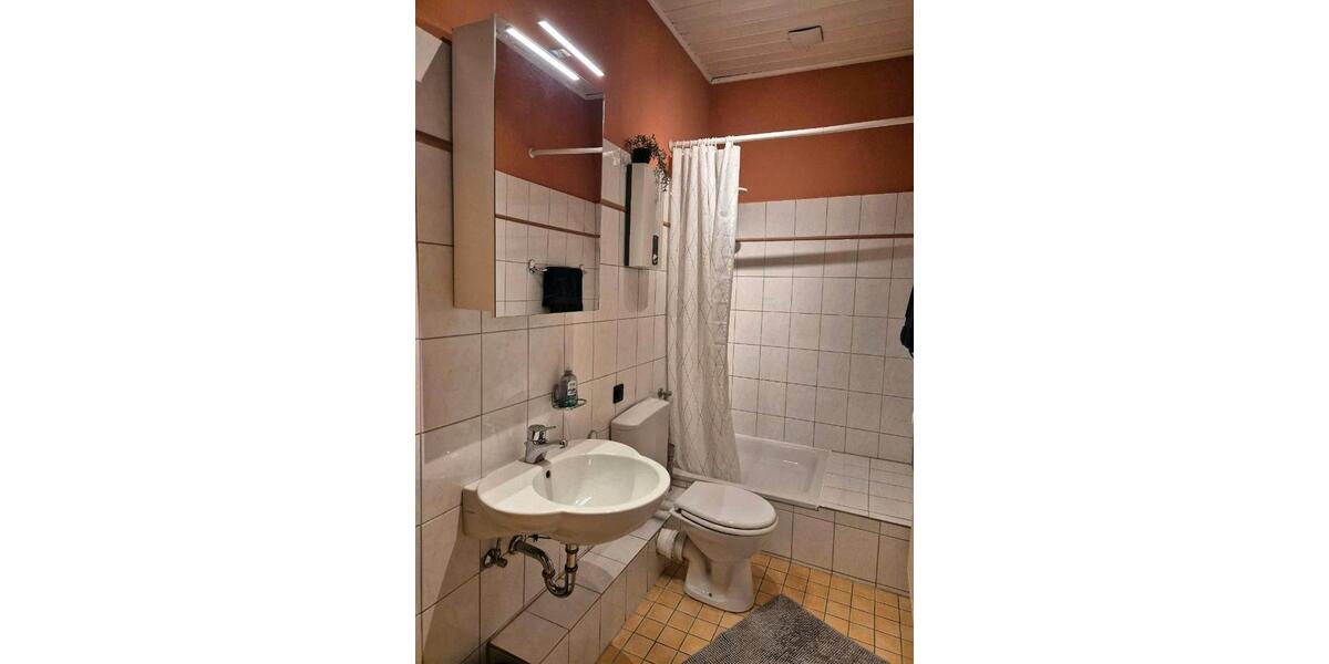 Dachgeschoßwohnung Wuppertal Gemarkung Langerfeld - 2 Zimmer, 49 m&sup2;, 510&euro; | Angebot:26598034