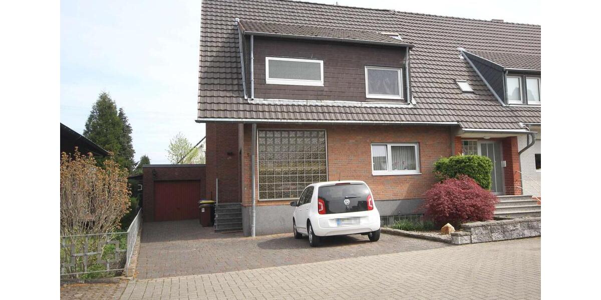Etagenwohnung Hürth - 2 Zimmer, 76 m&sup2;, 915&euro; | Angebot:26236665