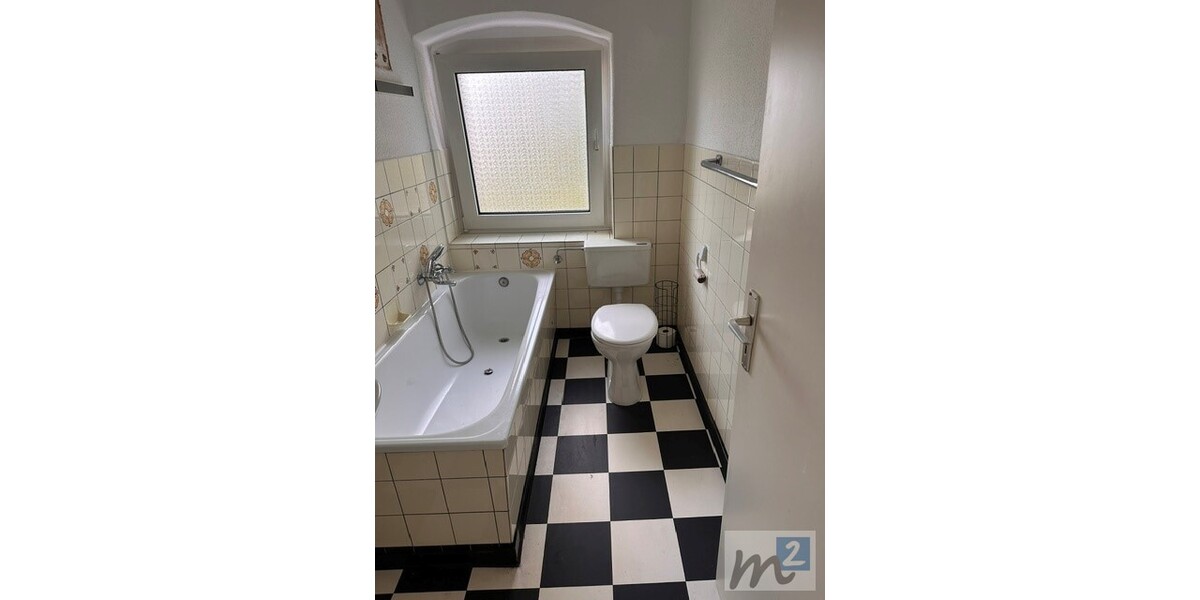 Schöne lichtdurchflutete Wohnung im 1. OG mit separatem Mansardenzimmer! - Etagenwohnung Remscheid Gemarkung Bergisch Born | Angebot:27194878