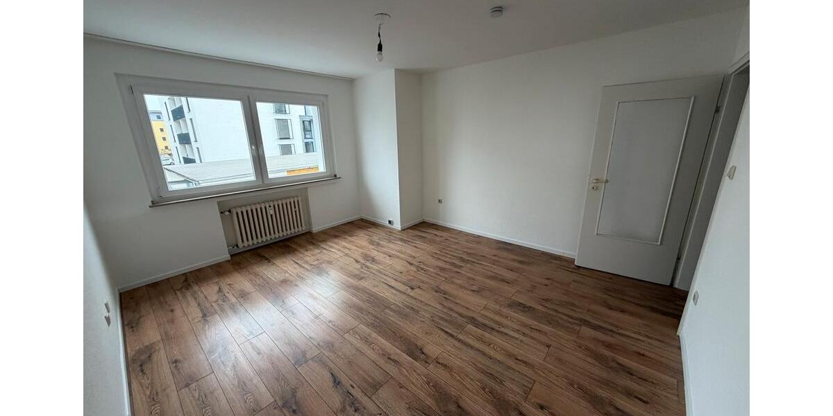 Etagenwohnung Köln Ehrenfeld - 1 Zimmer, 42 m&sup2;, 780&euro; | Angebot:25232917