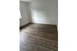 Moderne, zentral gelegene 4- Zimmer-Wohnung zimmer