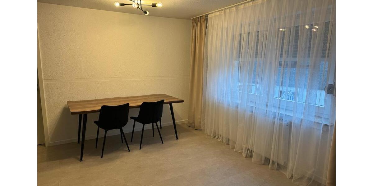 Dachgeschoßwohnung Werdohl - 4 Zimmer, 82 m&sup2;, 850&euro; | Angebot:24619356