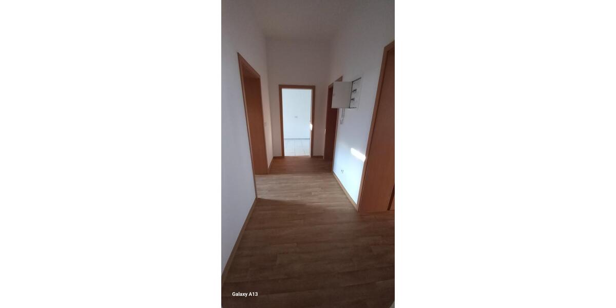 Erdgeschoßwohnung Wurzen - 2 Zimmer, 64 m&sup2;, 480&euro; | Angebot:25391316