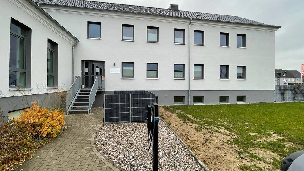 Gewerbeobjekt Rostock Sievershagen - 5 Zimmer, 150 m&sup2;, 1.350&euro; | Angebot:24026537