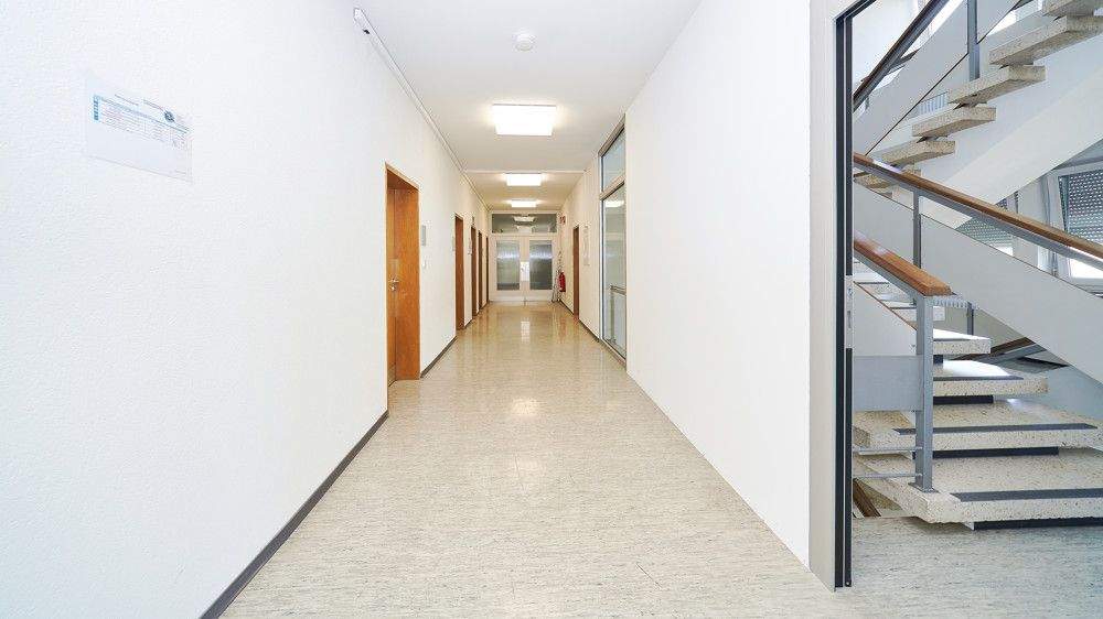 Vielseitiger Gewerbekomplex mit flexiblen Nutzungsmöglichkeiten *** Auch Teilflächen sind möglich! zimmer