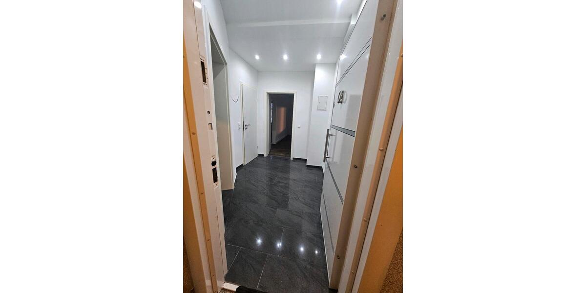 Etagenwohnung Lünen Brambauer - 1 Zimmer, 78 m&sup2;, 700&euro; | Angebot:26665433