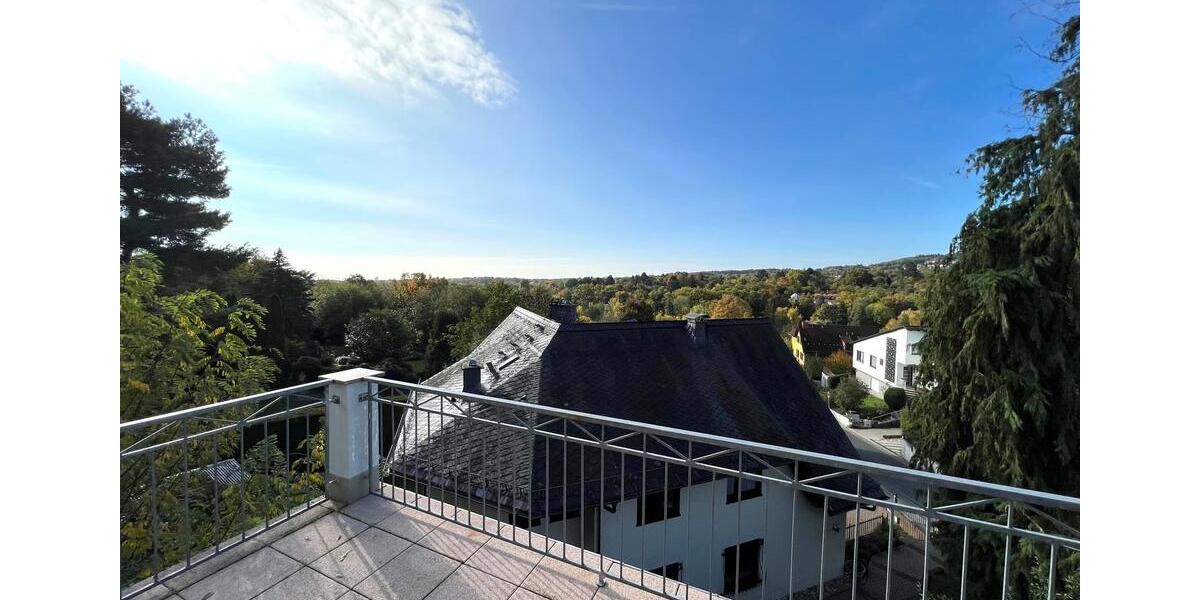 Dachgeschoßwohnung Kronberg im Taunus - 3 Zimmer, 88 m&sup2;, 1.700&euro; | Angebot:25973695