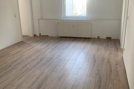 Wohnung Dreieich - 3 Zimmer, 60 m&sup2;, 900&euro; | Angebot:25906720