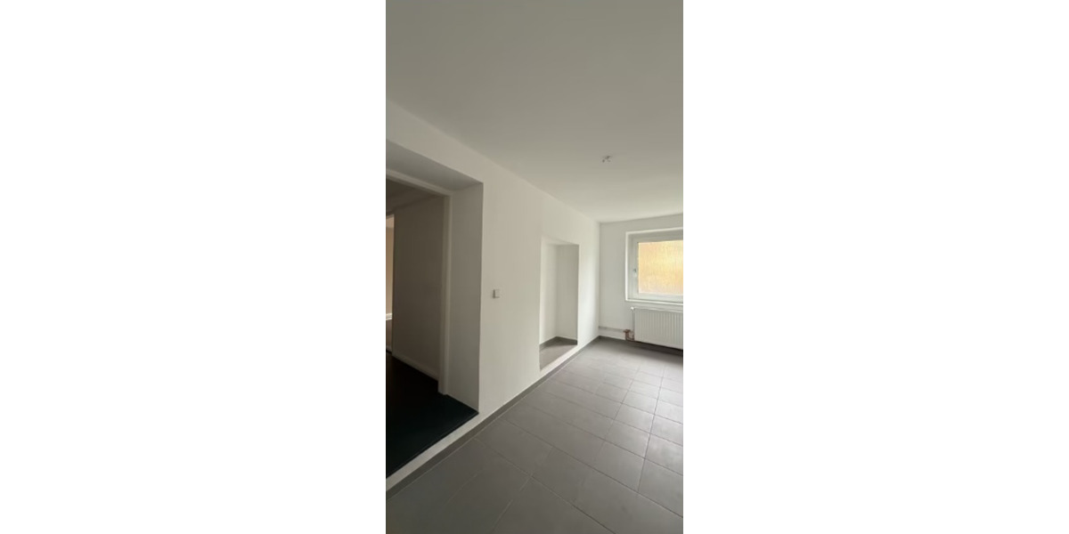 Erdgeschoßwohnung Magdeburg Nordwest - 4 Zimmer, 120 m&sup2;, 1.150&euro; | Angebot:25924067