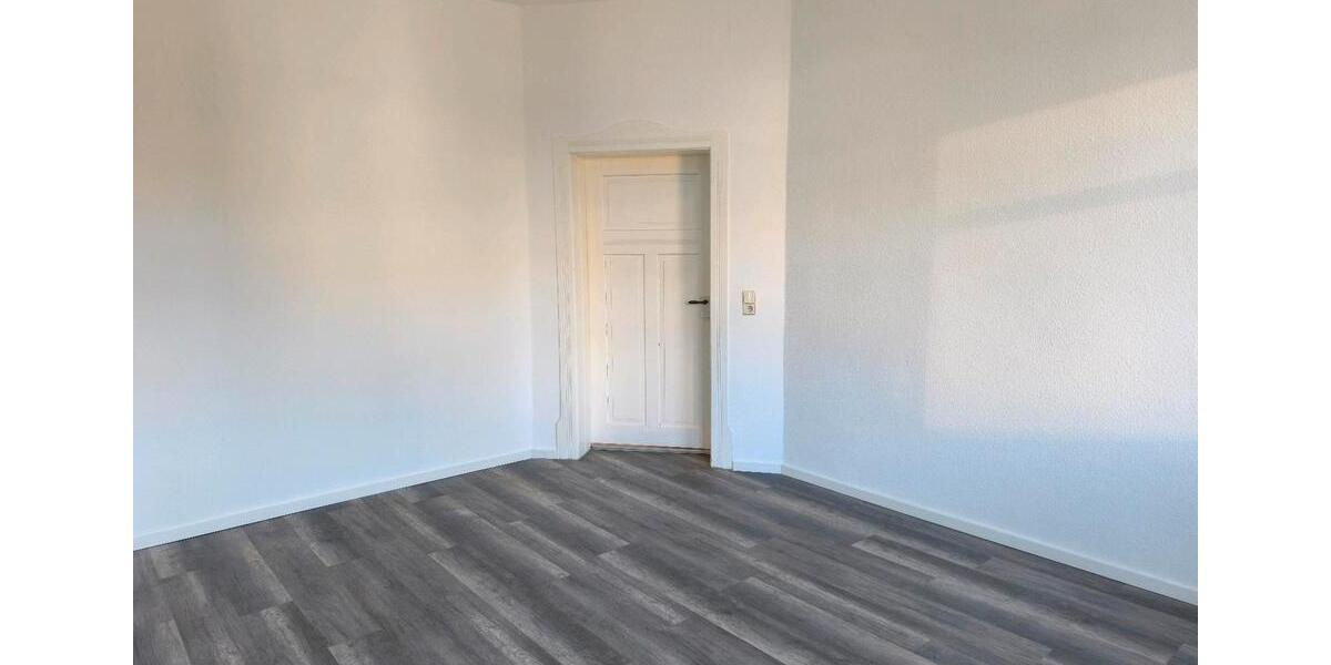 Etagenwohnung Mittweida - 4 Zimmer, 90 m&sup2;, 950&euro; | Angebot:26044963