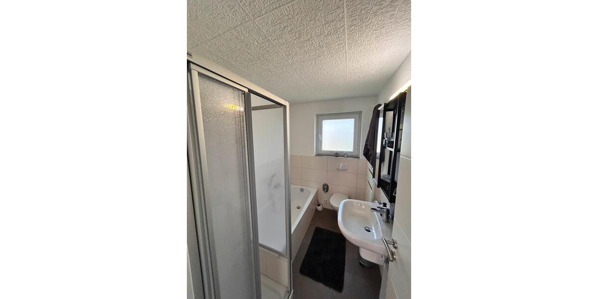 Dachgeschoßwohnung Schlangen - 2 Zimmer, 62 m&sup2;, 540&euro; | Angebot:26697909