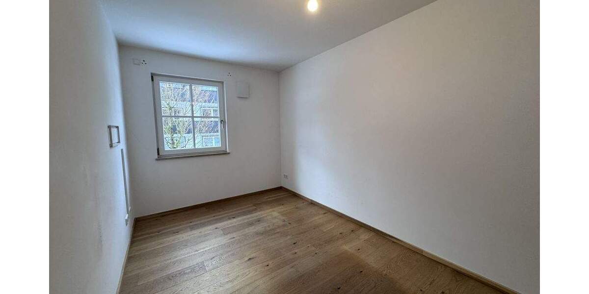 Exklusives Wohnen am Tegernsee - 3-Zimmer-Luxuswohnung mit Kamin 3 zimmer