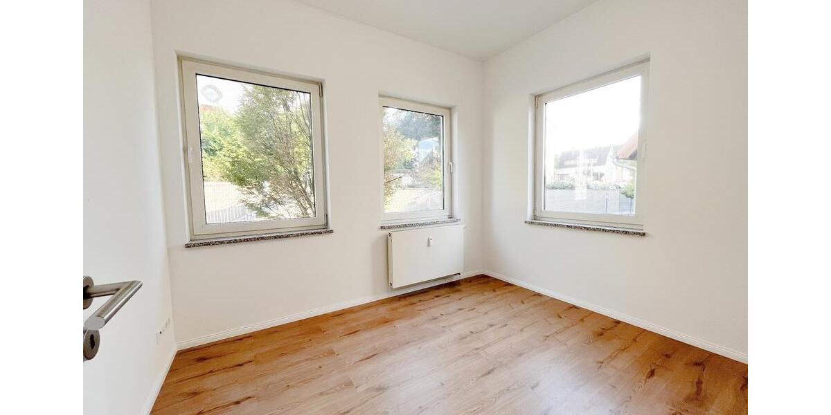 Etagenwohnung Ilsfeld - 4.5 Zimmer, 96 m&sup2;, 1.150&euro; | Angebot:26619123