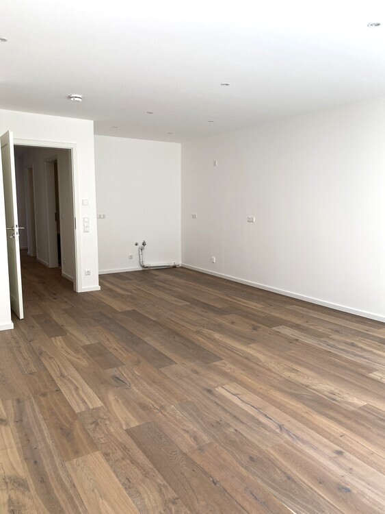 familienfreundliche moderne Erdgeschoßwohnung mit Gartenanteil