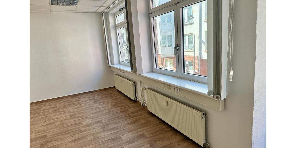 Gewerbeobjekt Schwerin - 750&euro; | Angebot:26620208