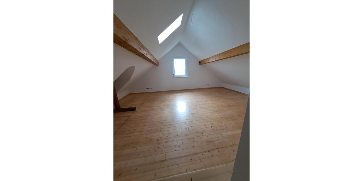 Dachgeschoßwohnung Freigericht - 2 Zimmer, 67 m&sup2;, 780&euro; | Angebot:26687535