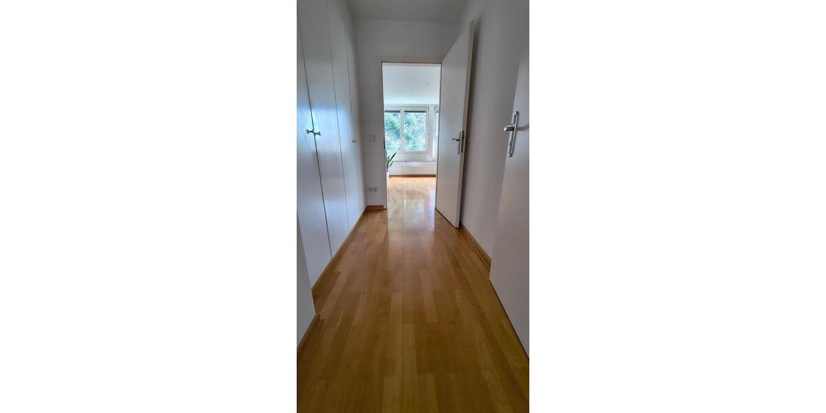 Dachgeschoßwohnung Berlin Steglitz-Zehlendorf - 2 Zimmer, 89 m&sup2;, 1.311&euro; | Angebot:26252262