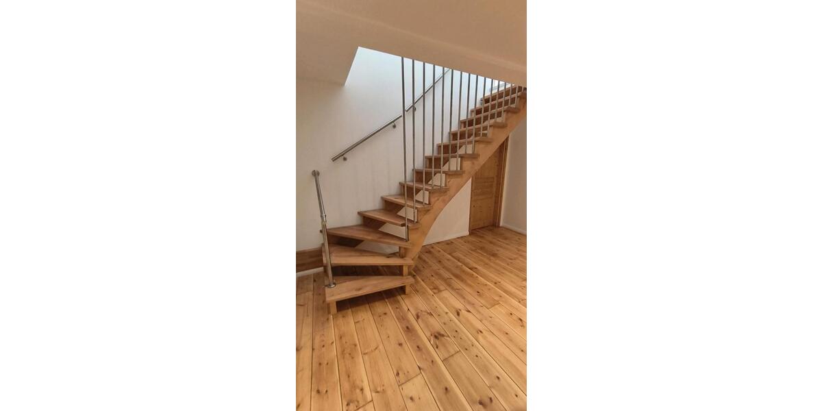 Etagenwohnung Hage - 2 Zimmer, 98 m&sup2;, 900&euro; | Angebot:20657947