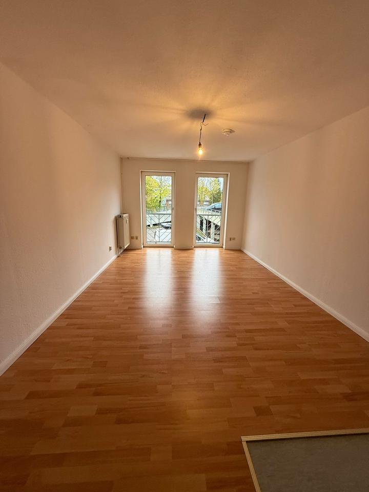 Sonnige 1 Zimmer Wohnung nahe CAU im ruhiger Lage in Kronshagen zimmer