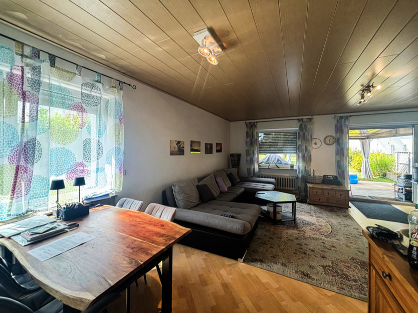 Einfamilienhaus mit traumhaftem Garten