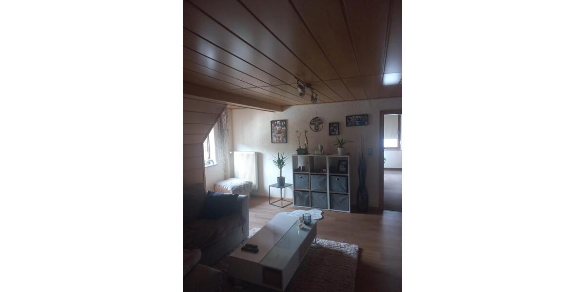 Dachgeschoßwohnung Haiger - 2 Zimmer, 64 m&sup2;, 420&euro; | Angebot:26103996