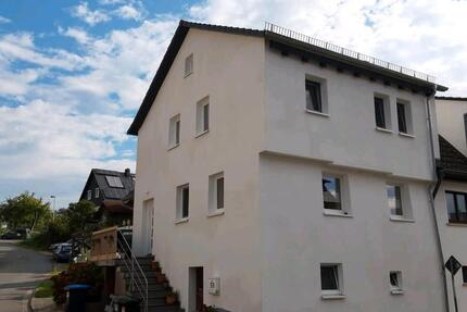 Haus Brombachtal - 4 Zimmer, 95 m&sup2;, 1.000&euro; | Angebot:25810663