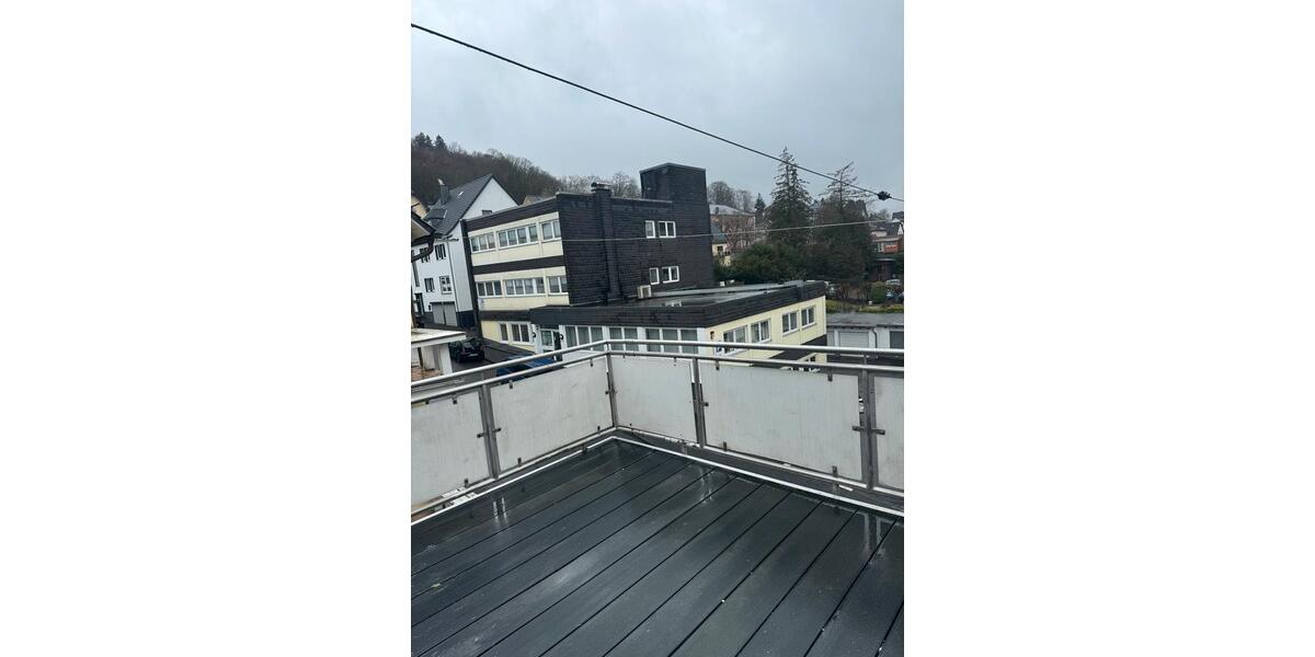 Etagenwohnung Siegen Kaan-Marienborn - 4 Zimmer, 114 m&sup2;, 1.000&euro; | Angebot:24935014