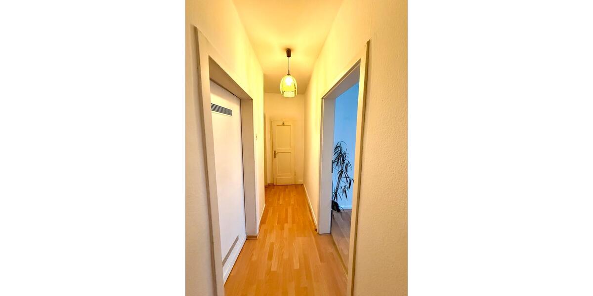 Etagenwohnung Siegen - 3 Zimmer, 62 m&sup2;, 700&euro; | Angebot:26699832