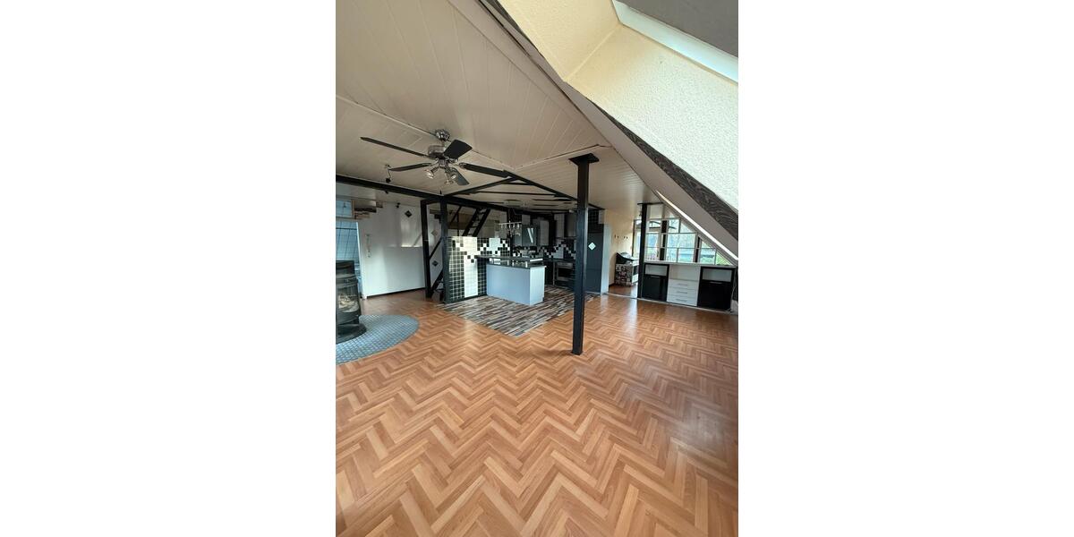 Maisonettewohnung in Oldenburg Ofenerdiek, Kamin, Balkon, Loggia 4 zimmer