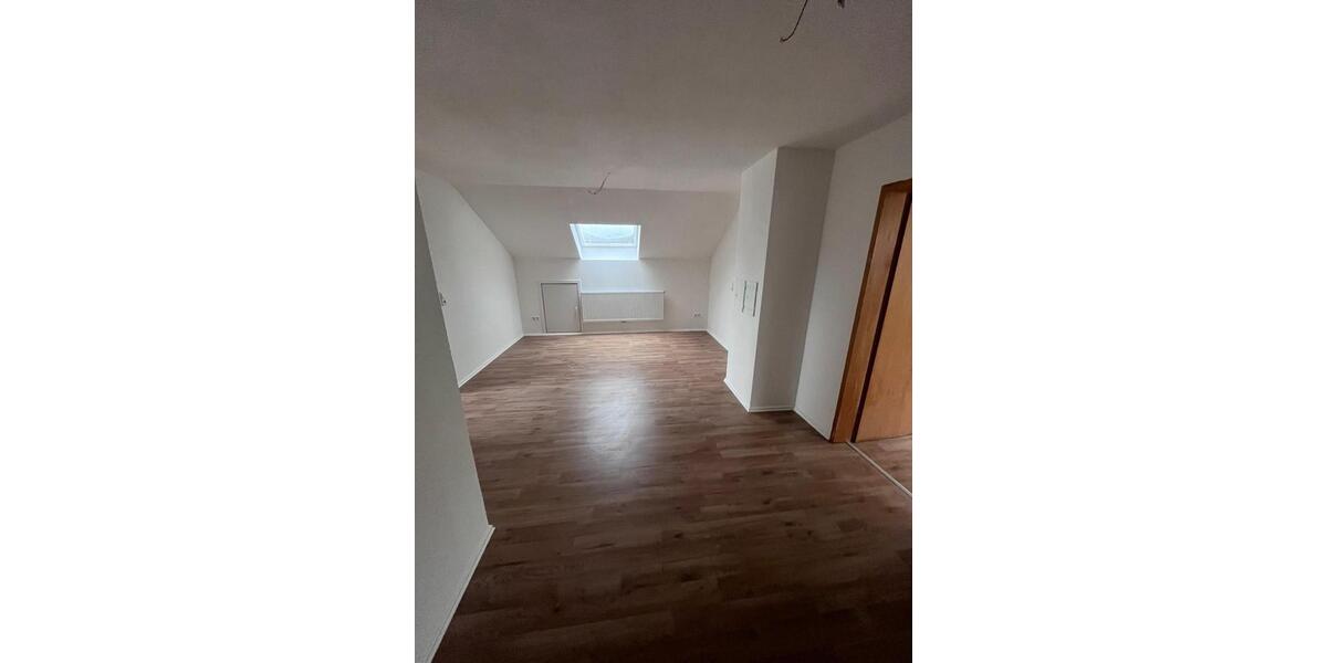 Dachgeschoßwohnung Hermaringen - 3 Zimmer, 70 m&sup2;, 950&euro; | Angebot:25085402