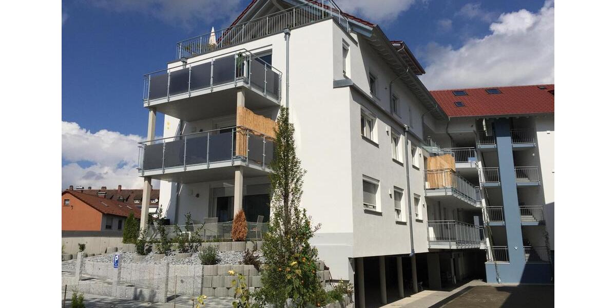 Etagenwohnung Radolfzell am Bodensee - 3 Zimmer, 90 m&sup2;, 1.220&euro; | Angebot:26678678