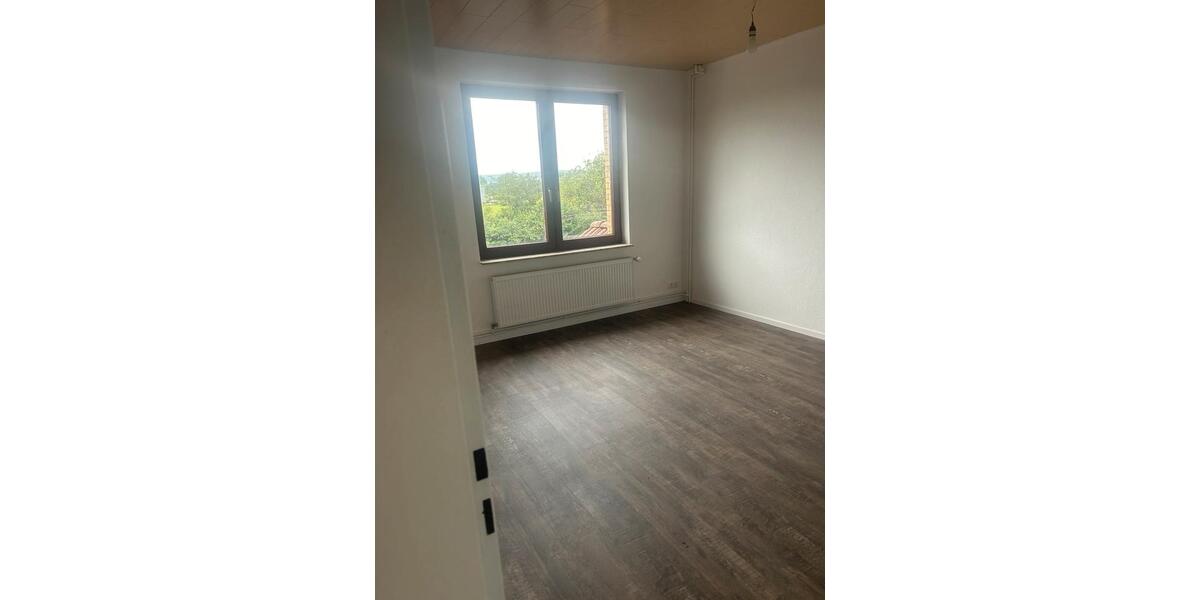Doppelhaushälfte Liebenburg - 6 Zimmer, 170 m&sup2;, 980&euro; | Angebot:25452564