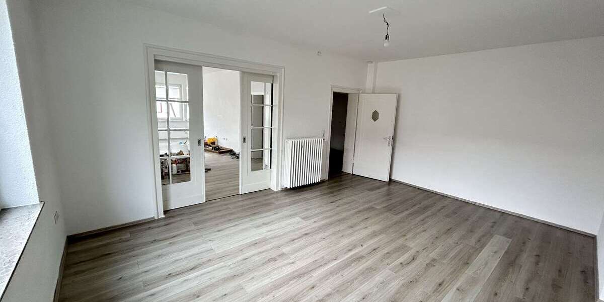 Etagenwohnung Nordrhein-Westfalen - Warburg Warburg - 4 Zimmer, 133 m&sup2;, 998&euro; | Angebot:26962977