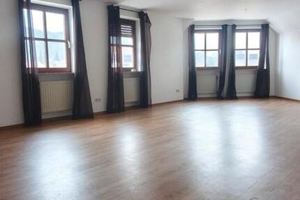 Wohnung Ebermannstadt - 2 Zimmer, 82 m&sup2;, 988&euro; | Angebot:25229443