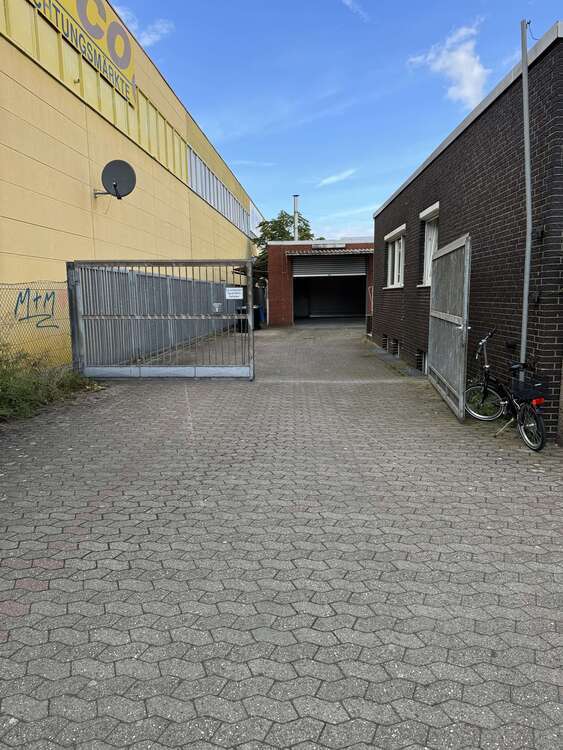 Halle in Kaarst 995 € 100 m²