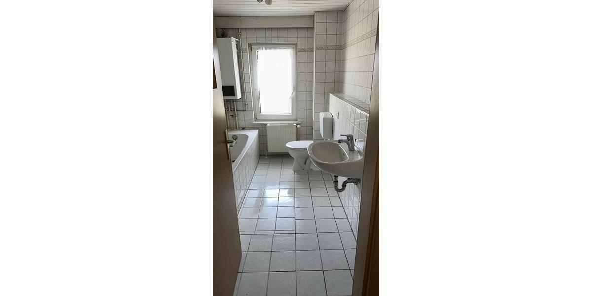 Erdgeschoßwohnung Dessau-Roßlau Brambach - 1 Zimmer, 52 m&sup2;, 300&euro; | Angebot:25959132