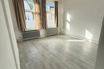 Wohnung Varel - 4 Zimmer, 90 m&sup2;, 1.000&euro; | Angebot:26607161